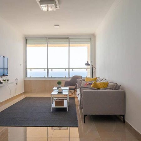 O&O Group-Exciting Beach View Best Loc Bat-Yam 3Br Apartamento Bat Yam Exterior foto